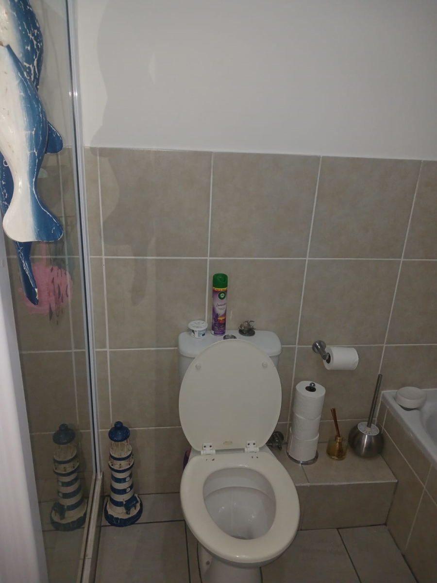 To Let 2 Bedroom Property for Rent in Beachfront Western Cape